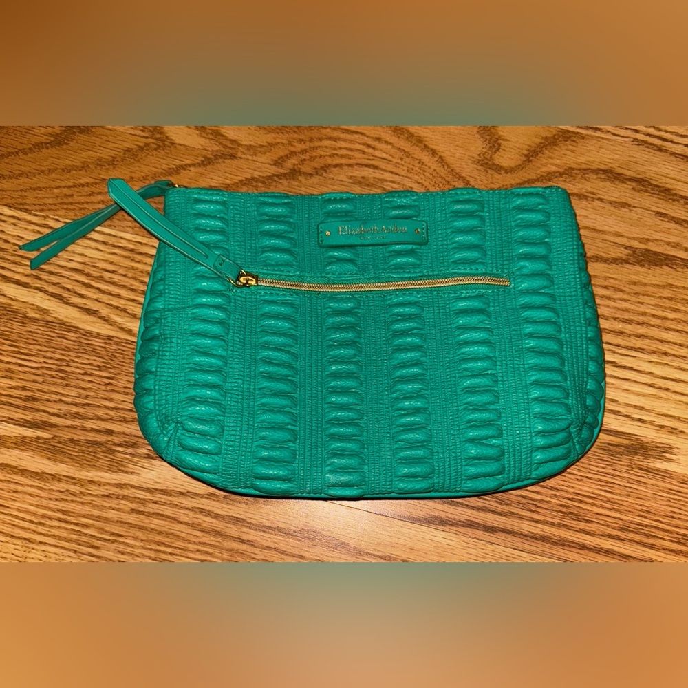 Elizabeth Arden - Cosmetic Bag